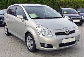 Corolla Verso Toyota Corolla Verso
------
CUMPAR AUTOMOBILE...