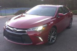 Camry Toyota Camry
------
Cumpar  Toyota    si alte...