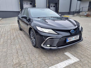 Camry Toyota Camry
------
TOYOTA Camry 2.5 Hybrid 
...
