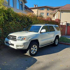 4-Runner Toyota 4-Runner
------
Toyota 4Runner 2003 (о...