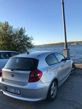 Seria 1 (Toate) BMW 1 Series
------
Mașina este în stare bună...