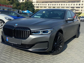Seria 7 (Toate) BMW 7 Series
------
CREDIT - LEASING - SCHIMB...