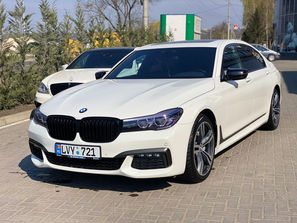 Seria 7 (Toate) BMW 7 Series
------
Stare foarrte buna, tot d...