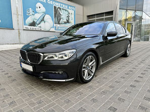 Seria 7 (Toate) BMW 7 Series
------
BMW 740E Plug-in Hybrid
...