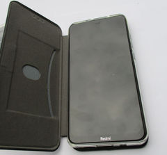 Samsung Xiaomi . с новым книжка чехол.
------
Xiaomi ...