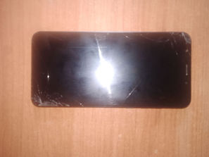 Samsung telefon xiomi 5 plus
------
Îmi schimb telefo...
