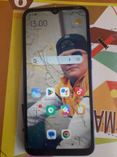 Samsung Vand telefon Redmi 9C
------
Lucrează totul e...