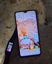 Samsung Xiaomi redmi note 8 + mi band5
------
Telefon...