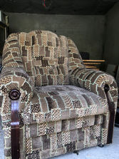Mobilier 2 fotolii
------
Fotoliile sunt in stare buna...