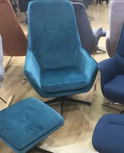 Mobilier Fotoliu confortabil cu suport pentru picioare
...