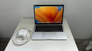 Laptop-uri Apple MacBook Pro 13 2017 i5 256Gb
------
Mac...