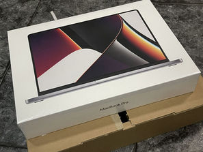 Laptop-uri Apple MacBook Pro 16 (2021)
------
Apple Macb...