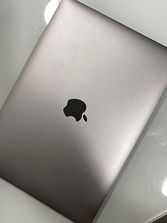 Laptop-uri MacBook (Retina 12-inch, Early 2015)
------
M...