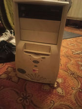 Calculatoare de masa компьютер
------
2001 был собран нету жестког...