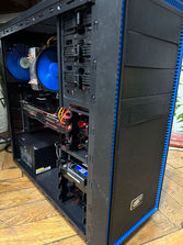Calculatoare de masa Gaming PC DDR4 (i7-7700 / GTX 1070 8GB / SSD + ...