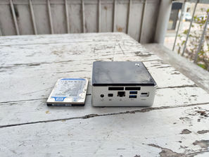 Calculatoare de masa Mini PC i5(5gen)hdd-320/8gb+м2 слот
------
От...