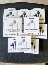 Accesorii Noi în cutie: Samsung AKG type-c. Buds Live. Ai...