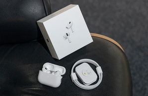 Accesorii Airpods Pro 2 Premium Copy 1:1
------
AirPods...