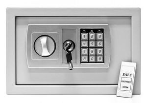 Safeuri Safeu. Сейф.
------
Safeu este prevăzut pentr...