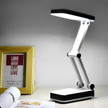 Iluminat Складная настольная лaмпа.
------
Работает, к...