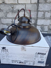 Iluminat Lampa suspendata 2 buc cu 3200 lei
------
Vin...