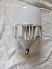 Iluminat LED Лампа Feron 70W 6400 K. E27-E40
------
LE...