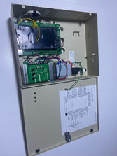Iluminat Centrală control acces AC-425
------
AC-425 e...