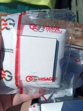 Iluminat Розетки и выключатели новые
------
Розетки и ...