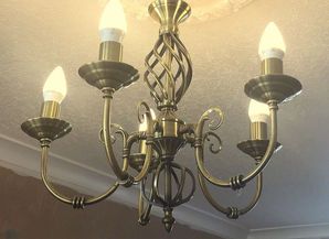 Iluminat Люстра из Англии.
------
На 5 лампочек. Изыск...
