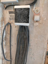 Iluminat Facem lucrări cu electrica absolut tot, ce tine...