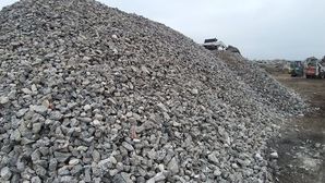 Altele Vind pietriș din beton. 150 lei tona
------
P...