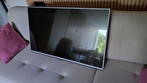 Televizoare Телевизор LG 42LF550V
------
Идеальное состоя...