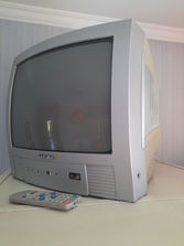Televizoare телевизор 34см
------
Продам маленький телеви...