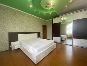 Riscani Apartament cu 2 camere, 82 m², Râșcani, Chișină...