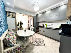 Ciocana Apartament cu 2 camere, 72 m², Ciocana, Chișină...