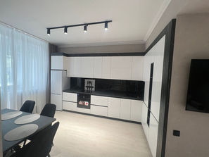 Centru Apartament cu 2 camere, 69 m², Centru, Chișinău...