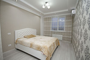 Centru Apartament cu 2 camere, 70 m², Centru, Chișinău...