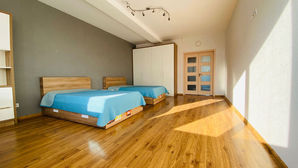 Centru Apartament cu 2 camere, 79 m², Centru, Chișinău...