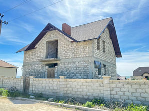 Buiucani Poiana Domneasca Casa cu teren de 7 ari
------...