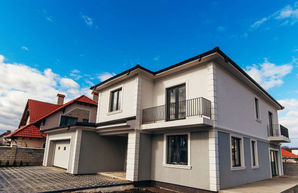Buiucani Casă în 2 nivele, Poiana Domneasca, 430 mp + 7 ...
