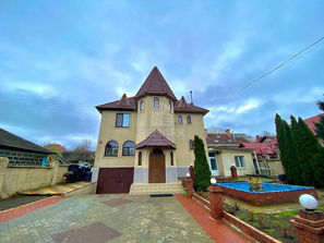 Buiucani Vânzare casă, Buiucani, 365 mp, 309900 €
-----...