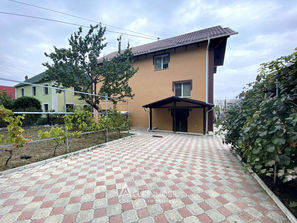 Durlesti Casă în 2 nivele! Durlești, 350m2 + 8 ari. Repa...