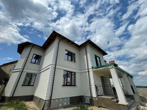Durlesti Casă în 2 nivele, Durlești, 270 mp + 6 ari!
--...