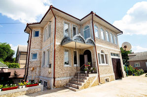 Telecentru Casă Telecentru - 3 nivele 280 mp + teren 6 ari...