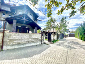 Telecentru Vânzare casă, Telecentru, 270 mp, 354900 €
---...