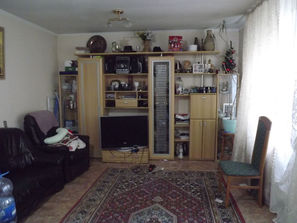 Telecentru 2 camere separate pe un teren de 3 ari cu gradi...