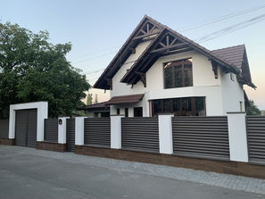 Telecentru Casa cu 2 nivele, Telecentru, 6 ari.
------
S...