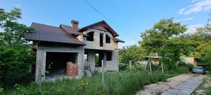 Balti Casa de locuit ,Dumbrava.
------
La 2 km de C...
