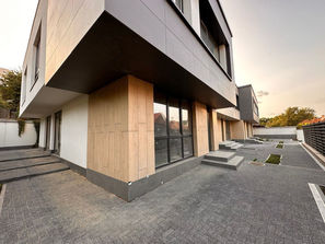 Centru Se vinde TownHouse Centru linga Valea Morilor
...