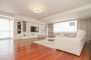 Centru Casă, Centru, vânzare, 500 m.p, 570000€
------...